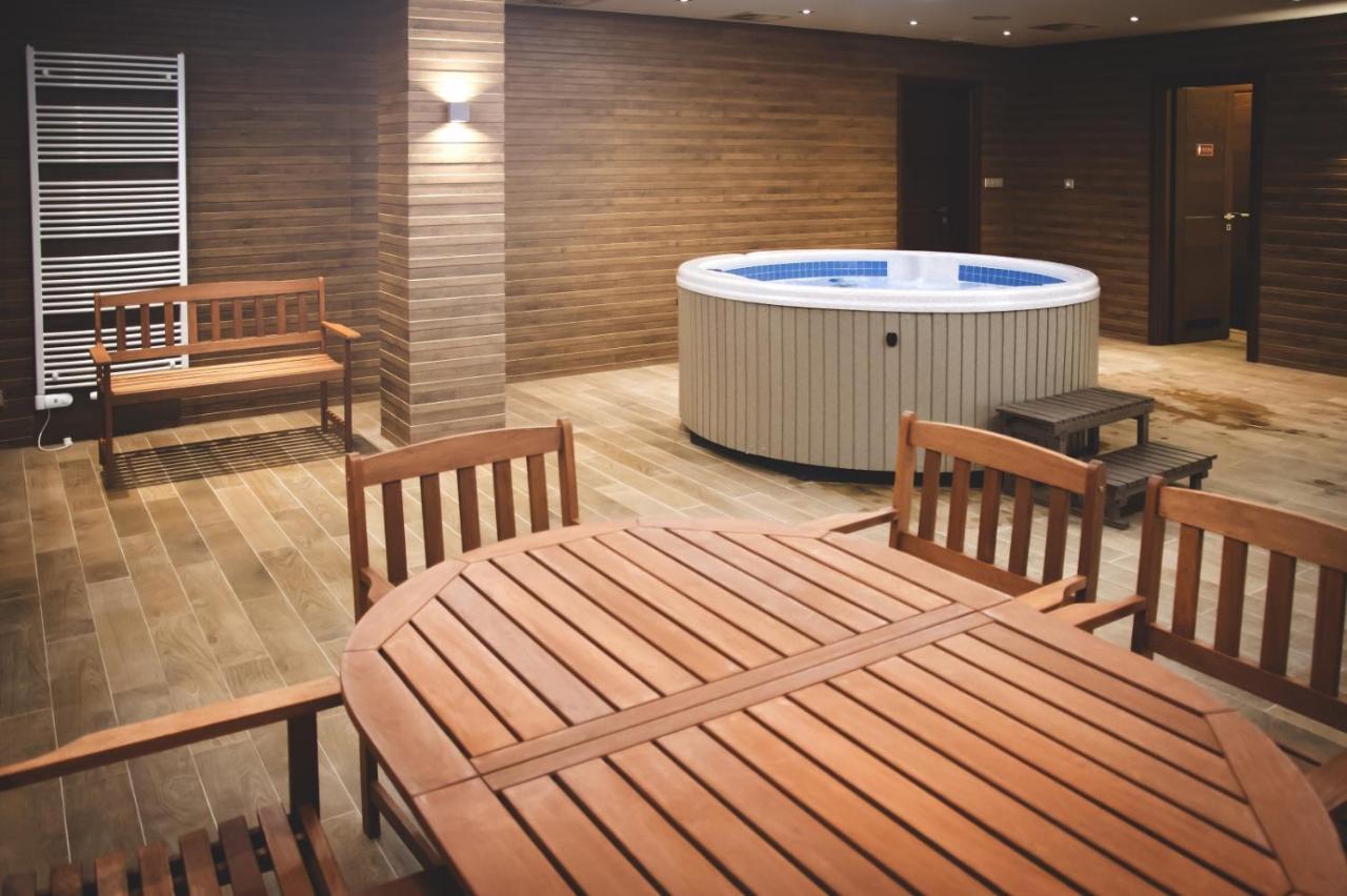 Apartman Rezidence Moser-Free Parking Garage Карлови Вари Екстериор снимка